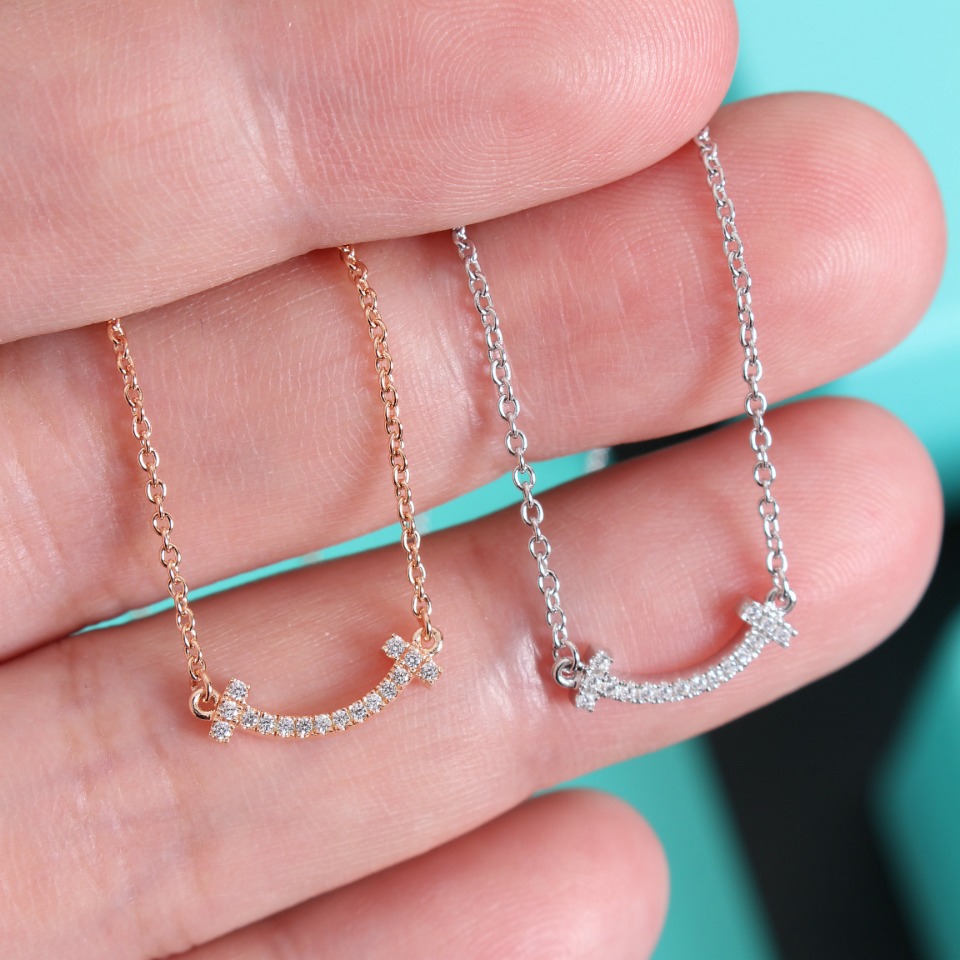 Tiffany Mini Smile Pendant Necklace - Best Replica Jewelry™
