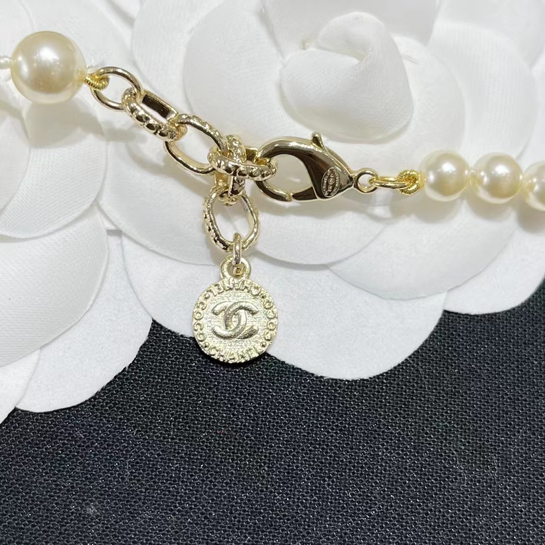 Chanel Vibe Gradient Pearl Necklace - Best Replica Jewelry™