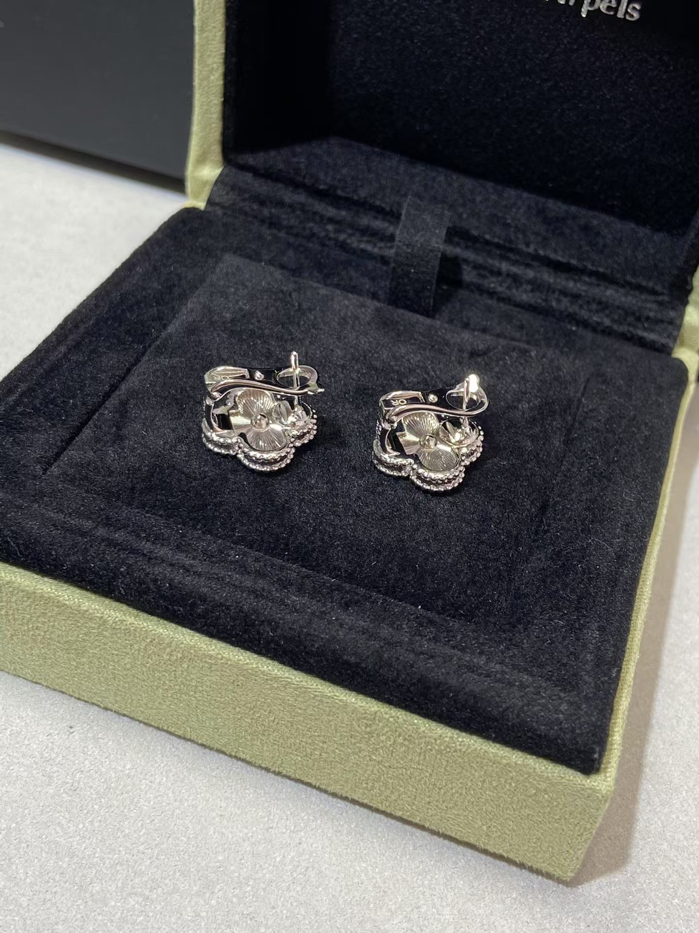 VCA Vintage Alhambra Earrings - Best Replica Jewelry™