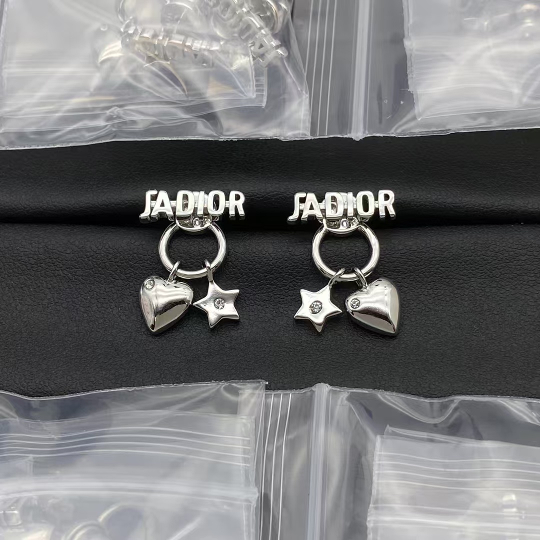 Dior JADIOR Star Heart Dangle Earrings - Best Replica Jewelry™