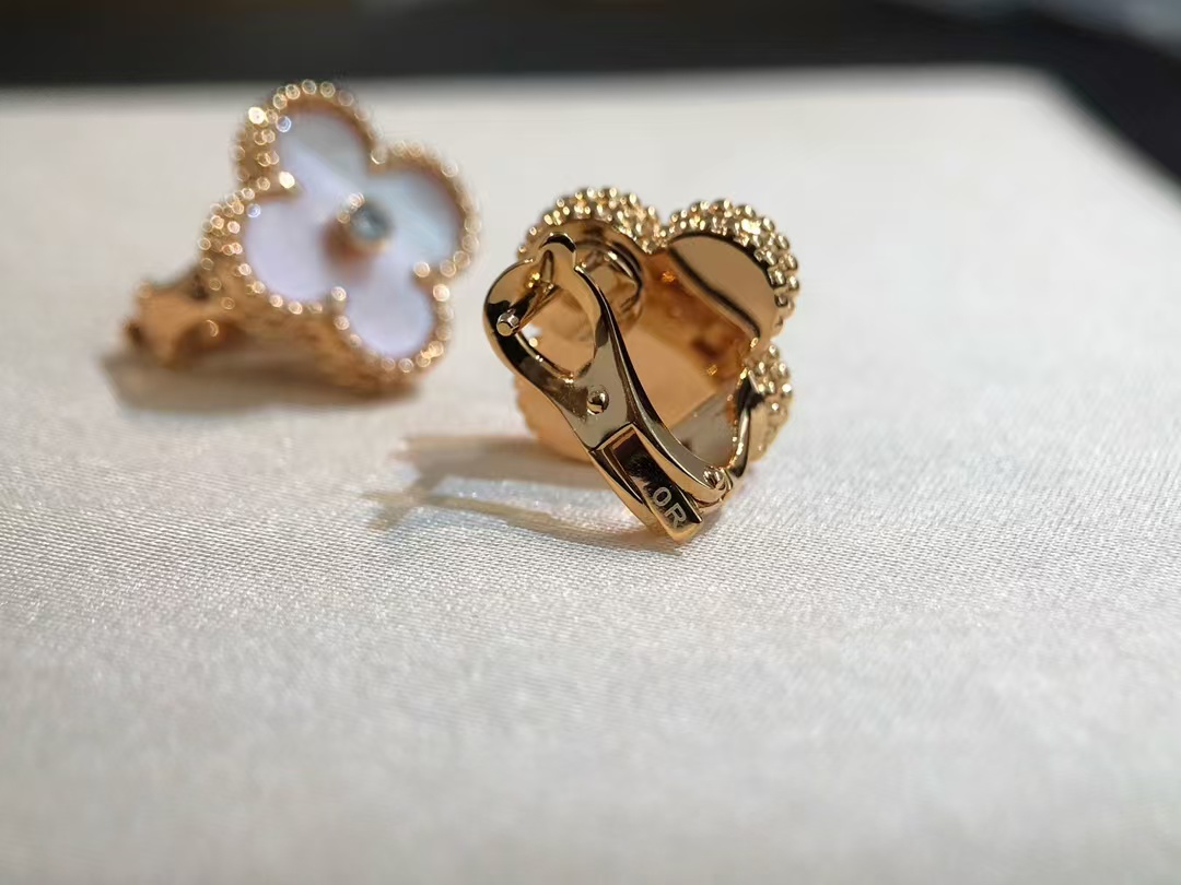 VCA Pink Mother of Pearl Clover Stud Earrings - Best Replica Jewelry™