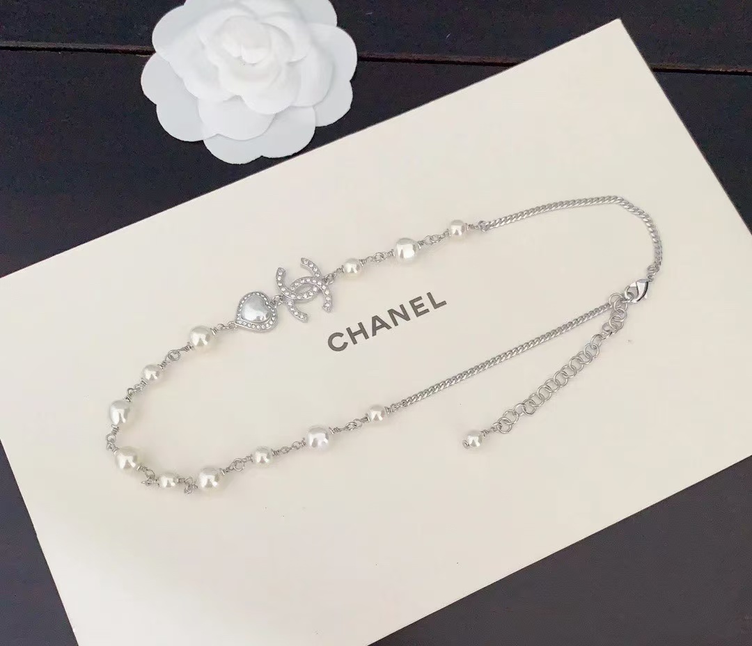 Chanel Half Silver Chain Half Pearl Necklace - Best Replica Jewelry™