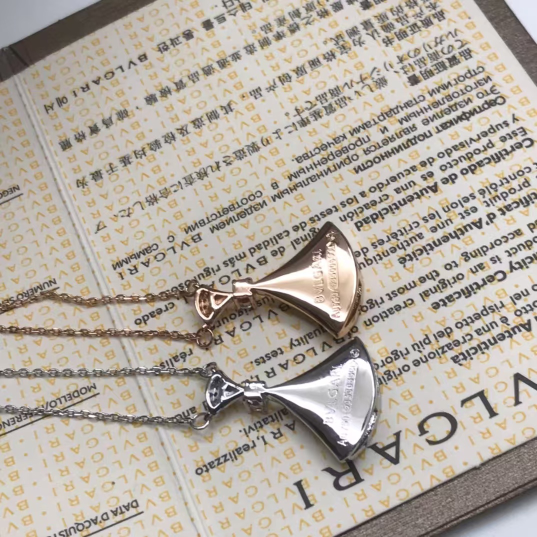 Bvlgari Divas' Dream Necklace - Best Replica Jewelry™