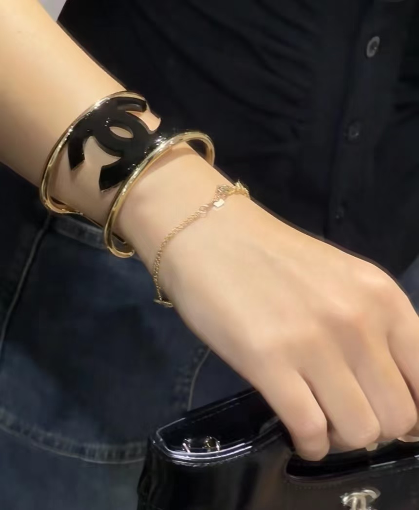 Chanel Open Cuff Funky Exaggerated Geometric Bangle Bracelet - Best Replica Jewelry™