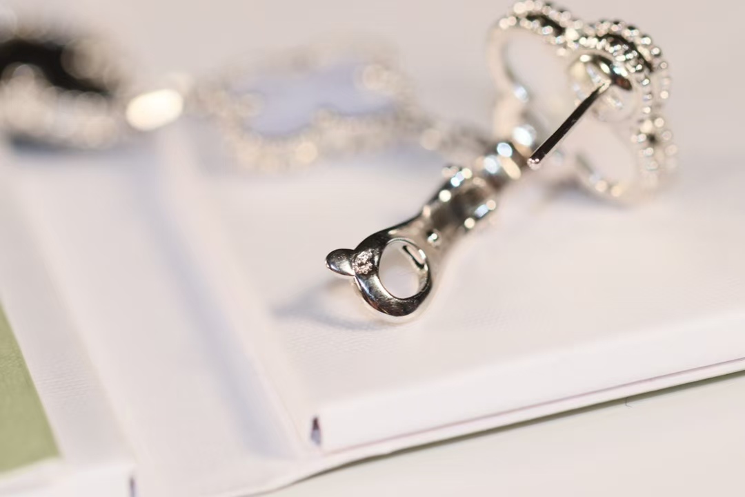 VCA Magic Alhambra Earrings 3 Motifs - Best Replica Jewelry™