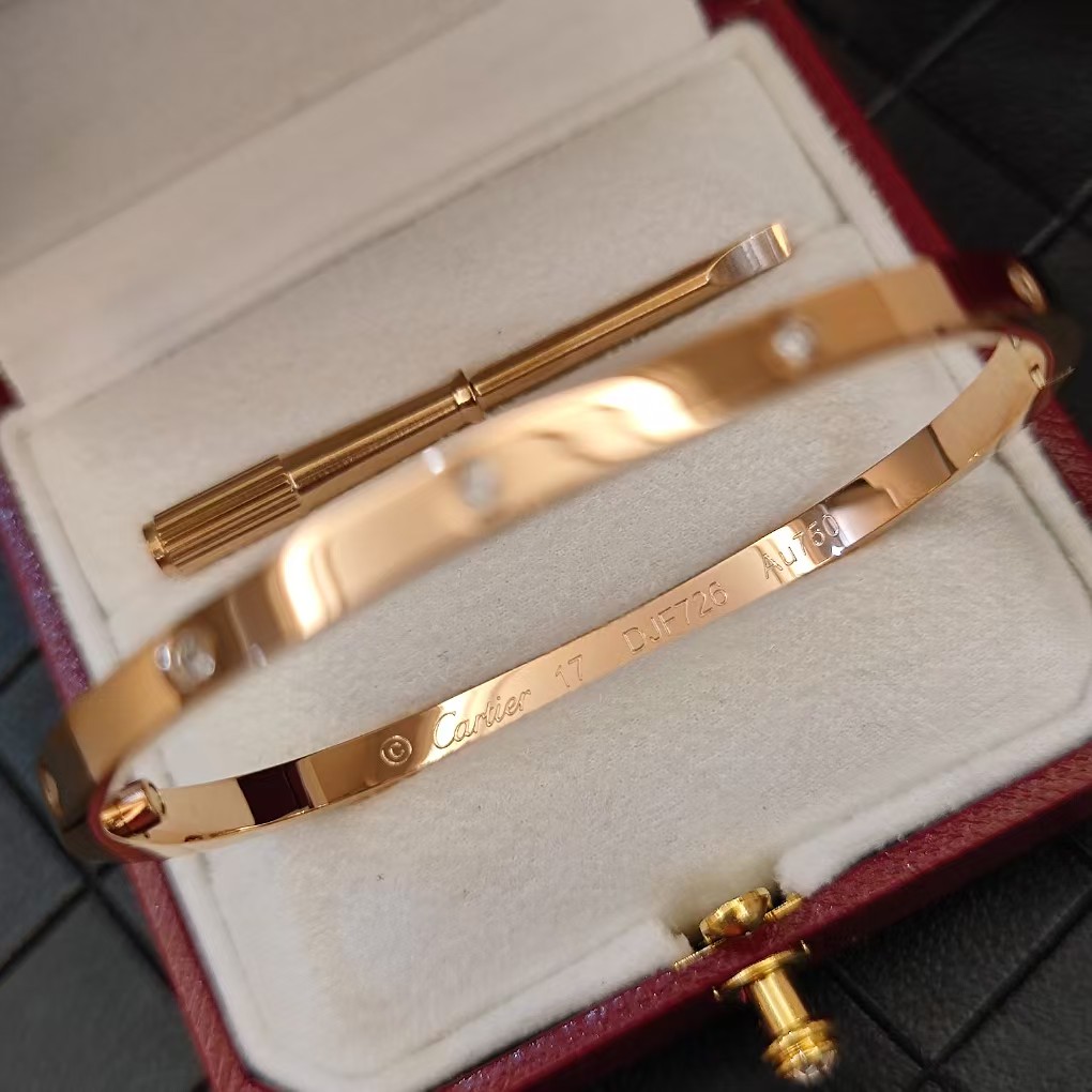 Cartier LOVE Bangle Bracelet - Best Replica Jewelry™