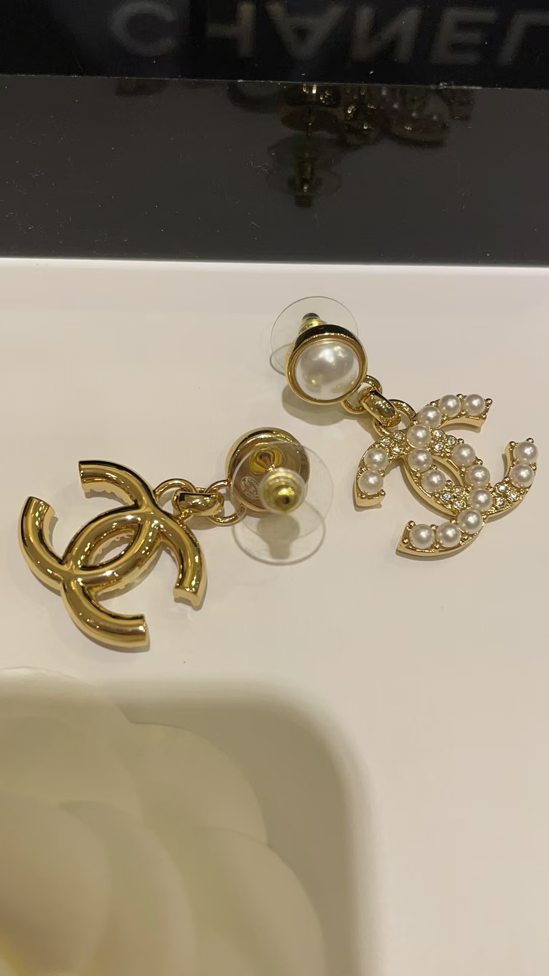 Chanel Pearl Paved Double C Earrings - Best Replica Jewelry™