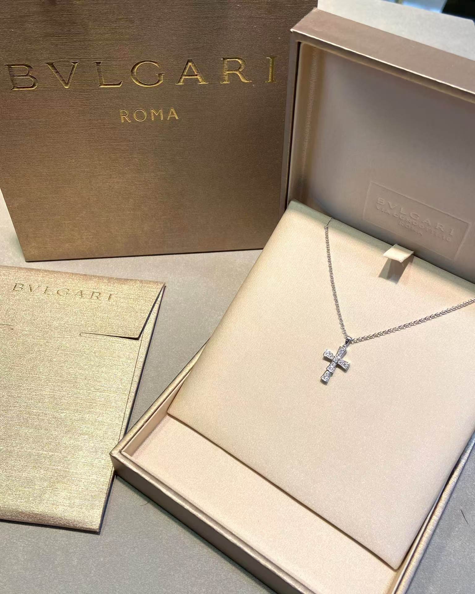 Bvlgari Cross Croce Pendant Necklace - Best Replica Jewelry™
