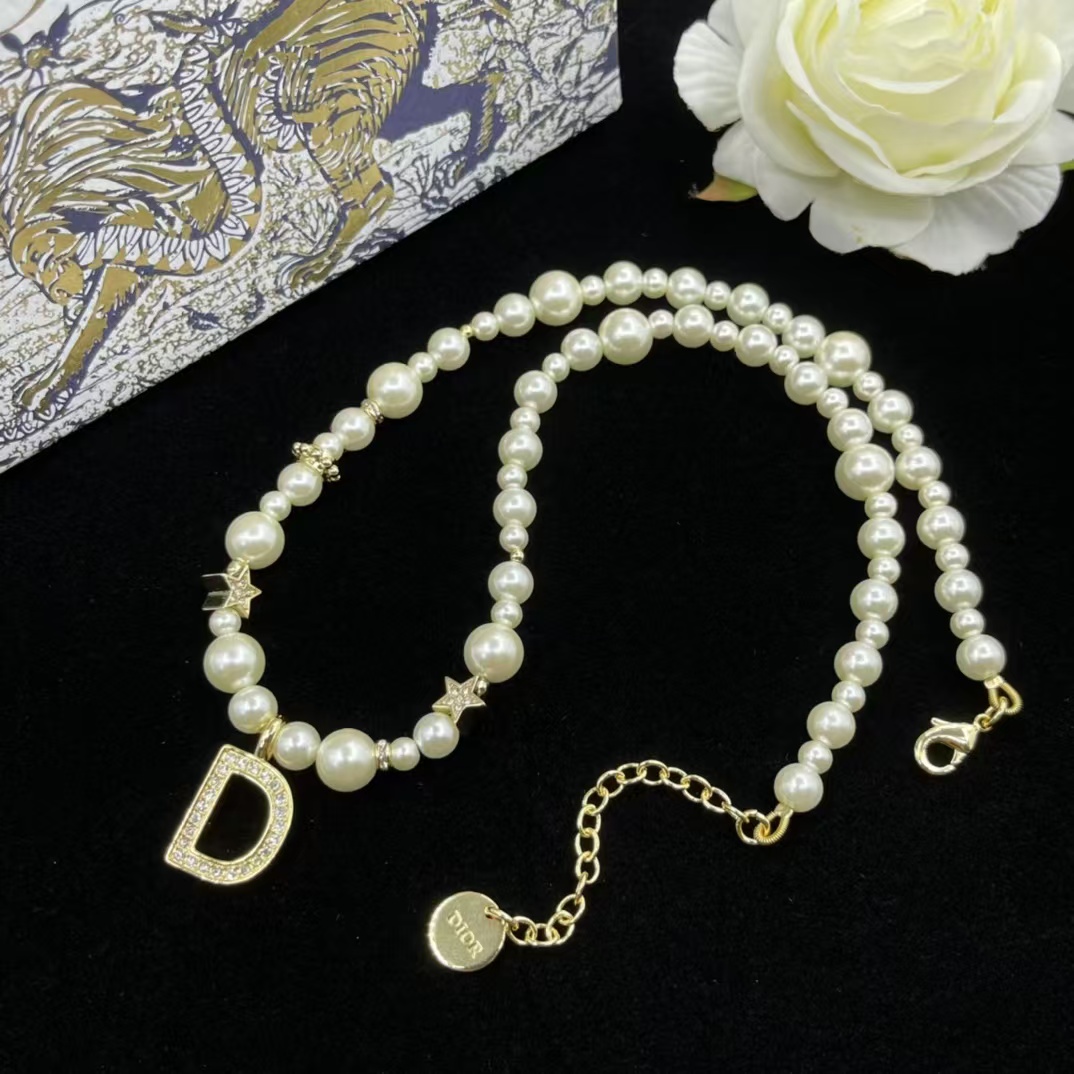 Dior Letter D Pendant Pearl Necklace - Best Replica Jewelry™