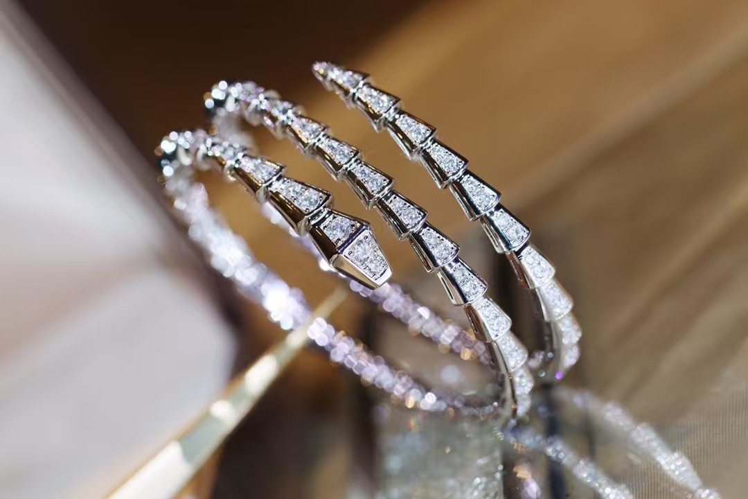 Bvlgari Serpenti Viper Bangle Bracelet - Full Diamond - Best Replica Jewelry™