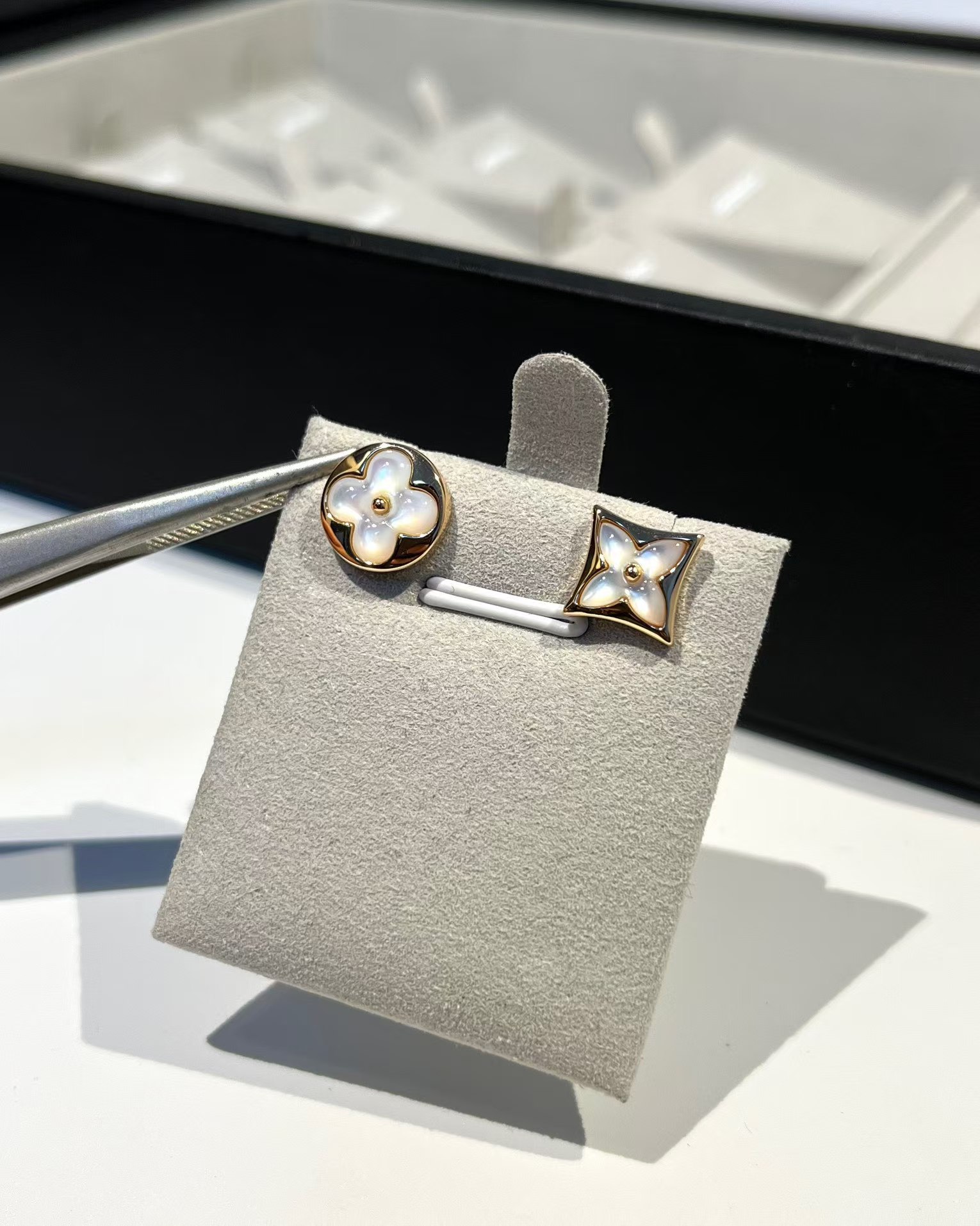 Louis Vuitton Asymmetric Mother of Pearl Stud Earrings - Best Replica Jewelry™