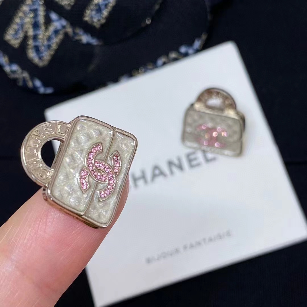 Chanel Pink Double C Lock Earrings - Best Replica Jewelry™