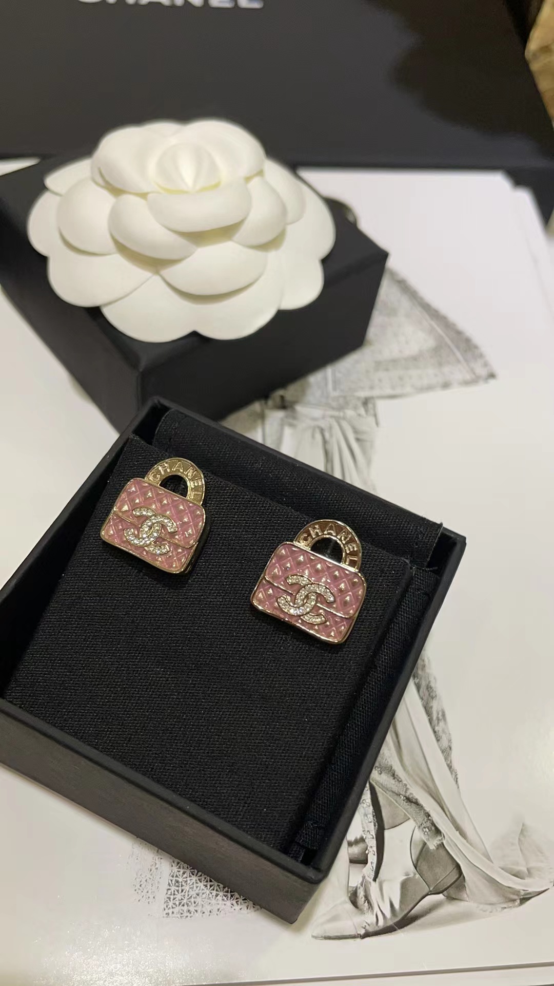 Chanel Pink Bag Earrings - Best Replica Jewelry™