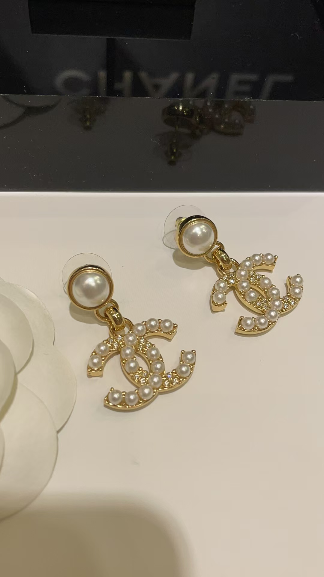 Chanel Pearl Paved Double C Earrings - Best Replica Jewelry™