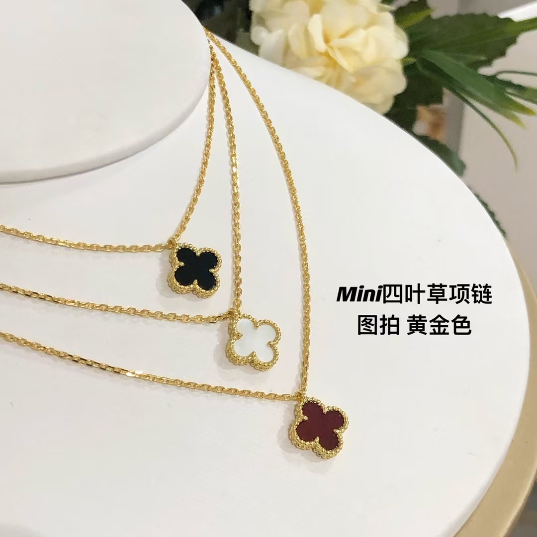 VCA Sweet Alhambra Pendant Necklace - Mini - Best Replica Jewelry™