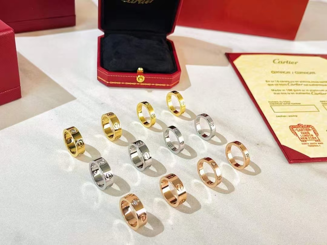 Cartier LOVE LEVE Ring - Best Replica Jewelry™