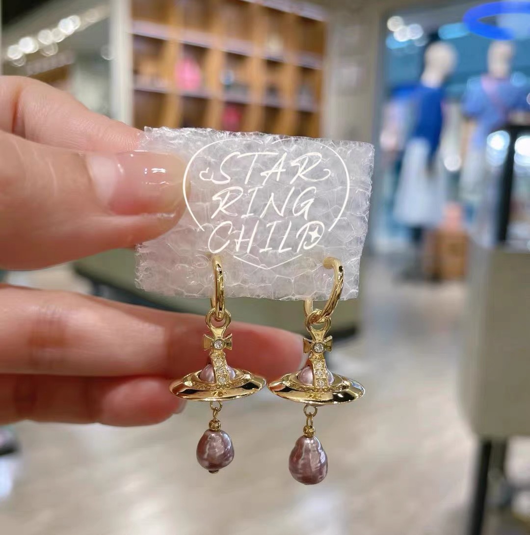 Vivienne Westwood Light Purple Baroque Pearl Earrings - Best Replica Jewelry™