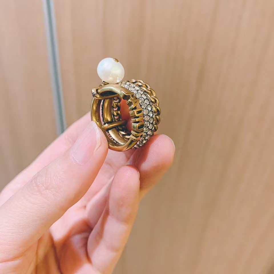 JADIOR 3 Layers Pearl Dangle Ring - Best Replica Jewelry™