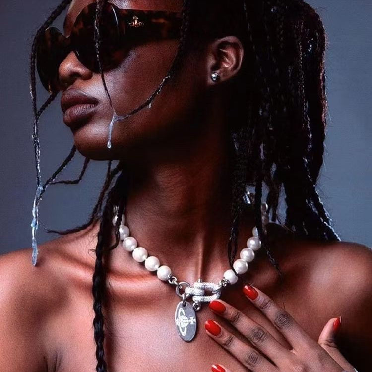 Vivienne Westwood Horseshoe Clasp Saturn Pearl Necklace - Best Replica Jewelry™