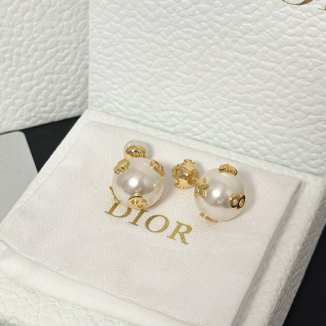Dior New Two Pearls Stud Earrings - Best Replica Jewelry™