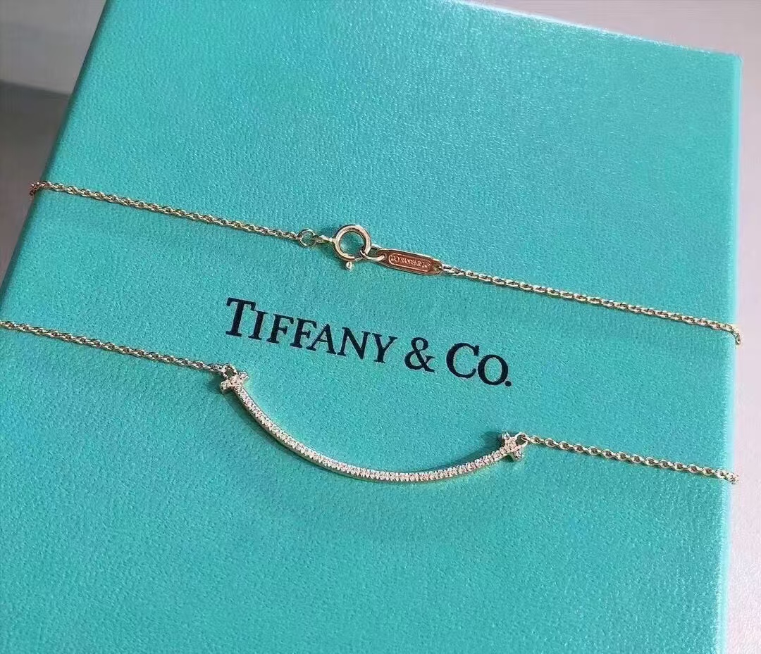 Tiffany T Smile Pendant Necklace - Best Replica Jewelry™