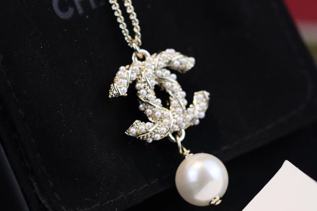 Chanel Long Sweater Pearl Drop Necklace - Best Replica Jewelry™