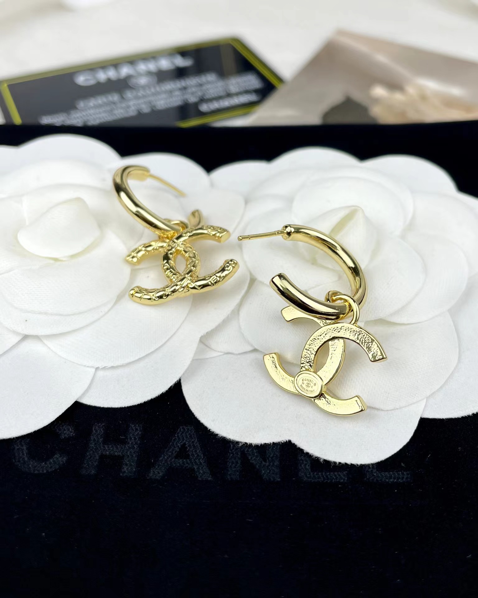 Chanel Golden Double C Earrings - Best Replica Jewelry™