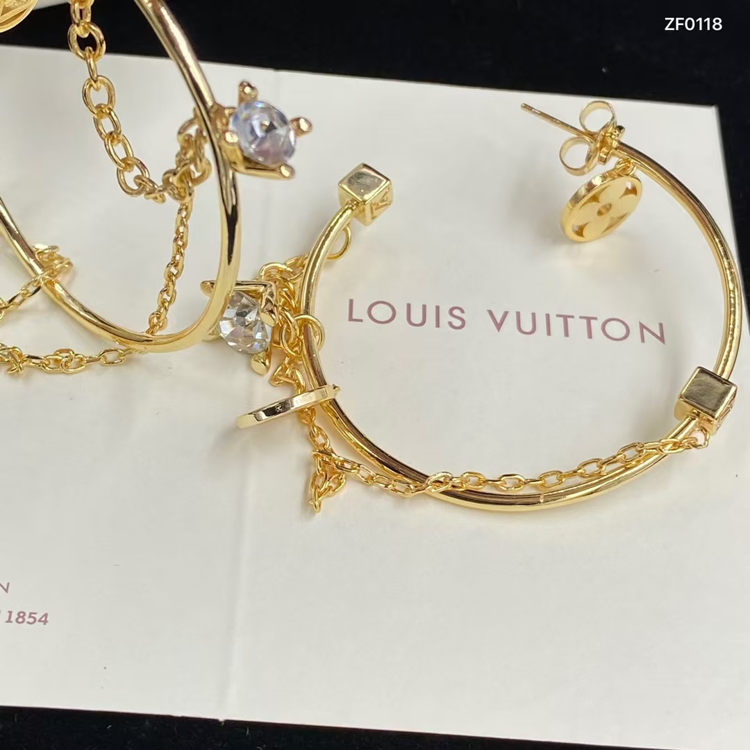Louis Vuitton Large C Hoop Earrings - Best Replica Jewelry™