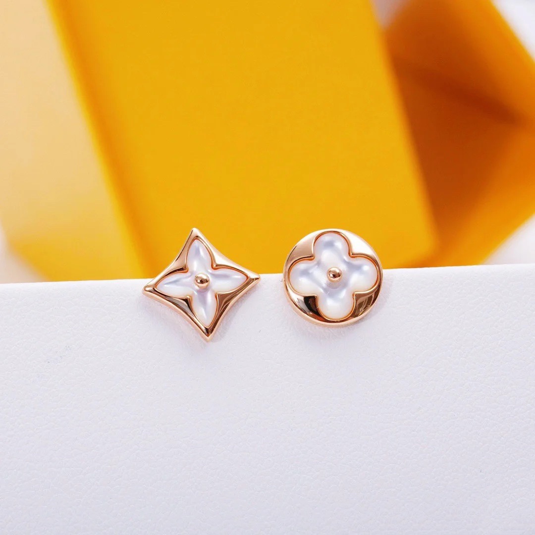 Louis Vuitton Asymmetrical Rose Gold Stud Earrings - Best Replica Jewelry™