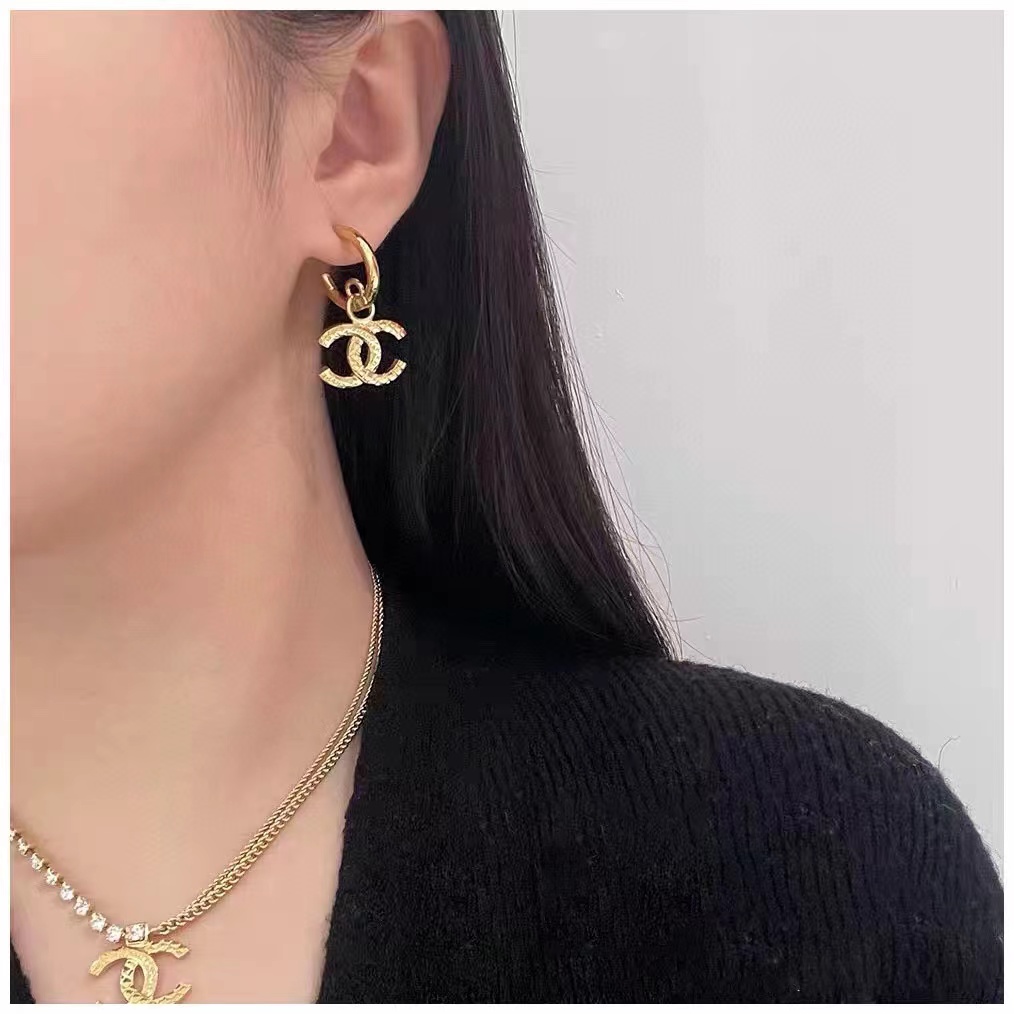 Chanel Golden Double C Earrings - Best Replica Jewelry™