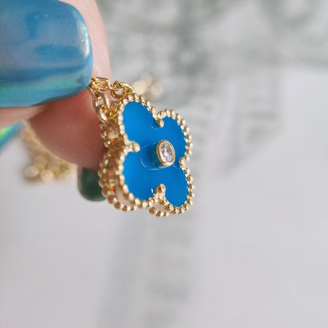 VCA Magic Alhambra Pendant Necklace - Best Replica Jewelry™