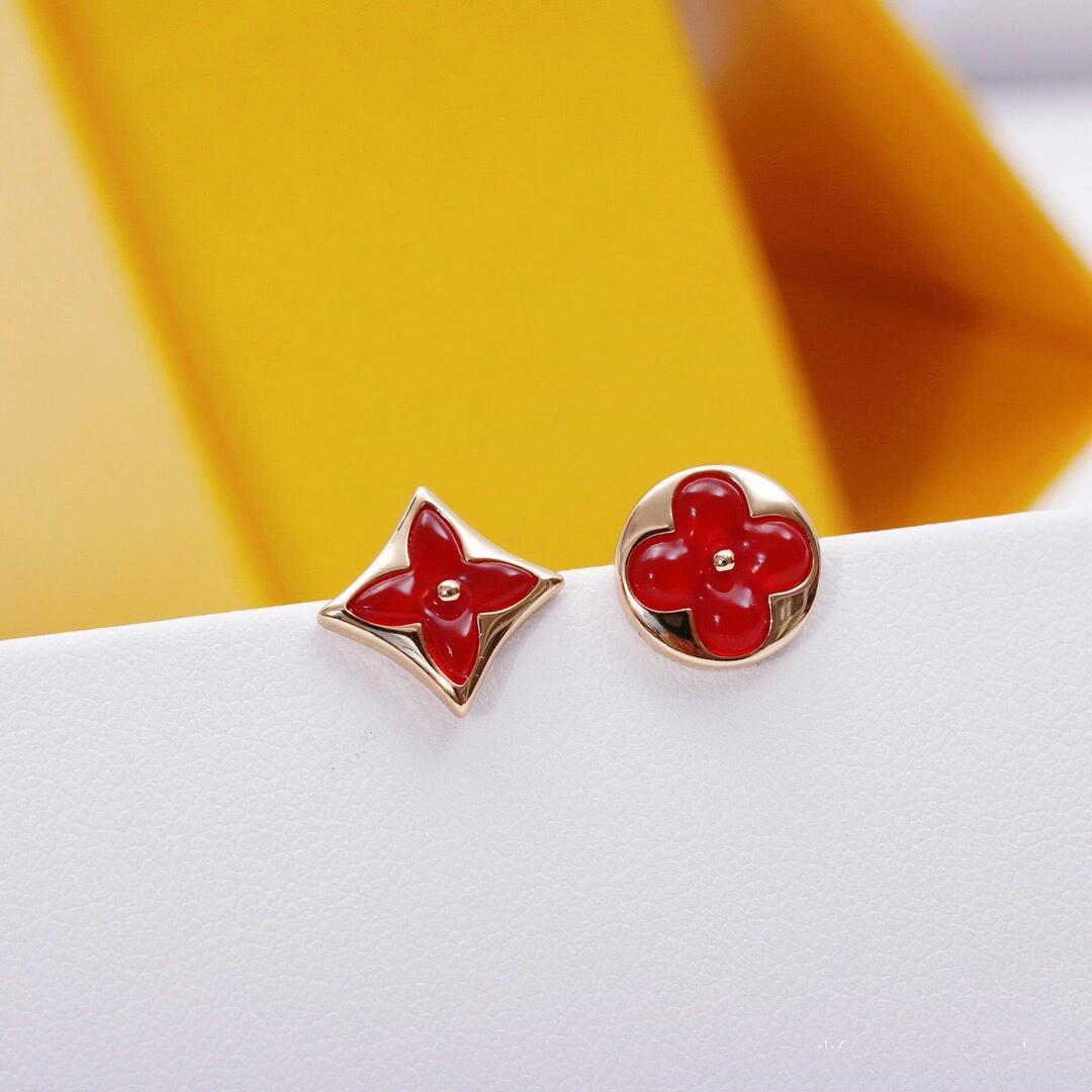 Louis Vuitton Asymmetrical Rose Gold Stud Earrings - Best Replica Jewelry™