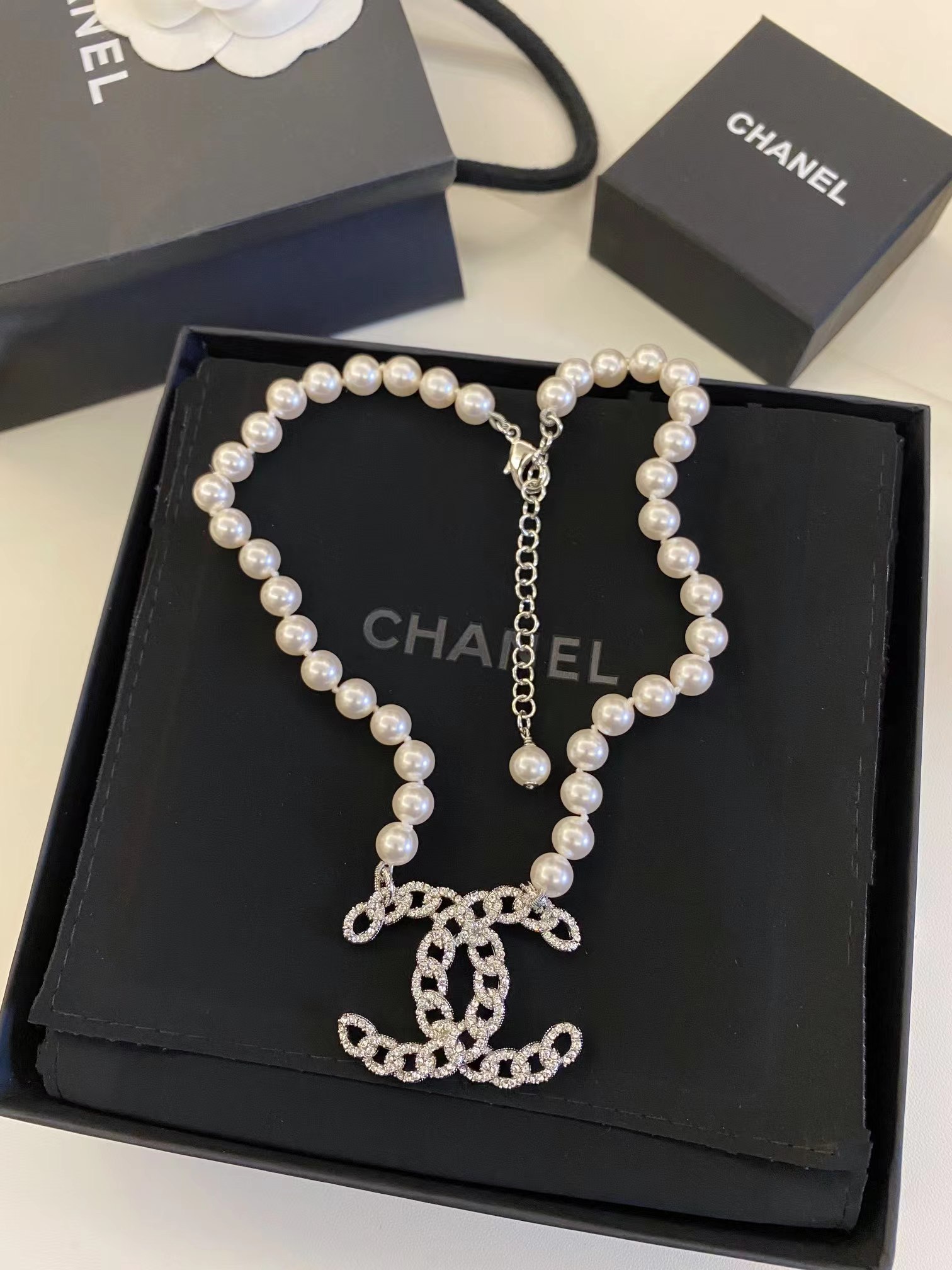 Chanel Hollow Big Double C Pendant Pearl Necklace - Best Replica Jewelry™