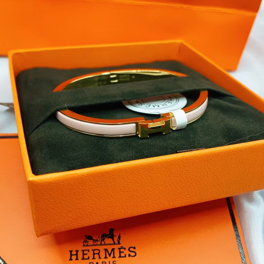 Hermes H Pink Enamel Bangle Bracelet - Best Replica Jewelry™