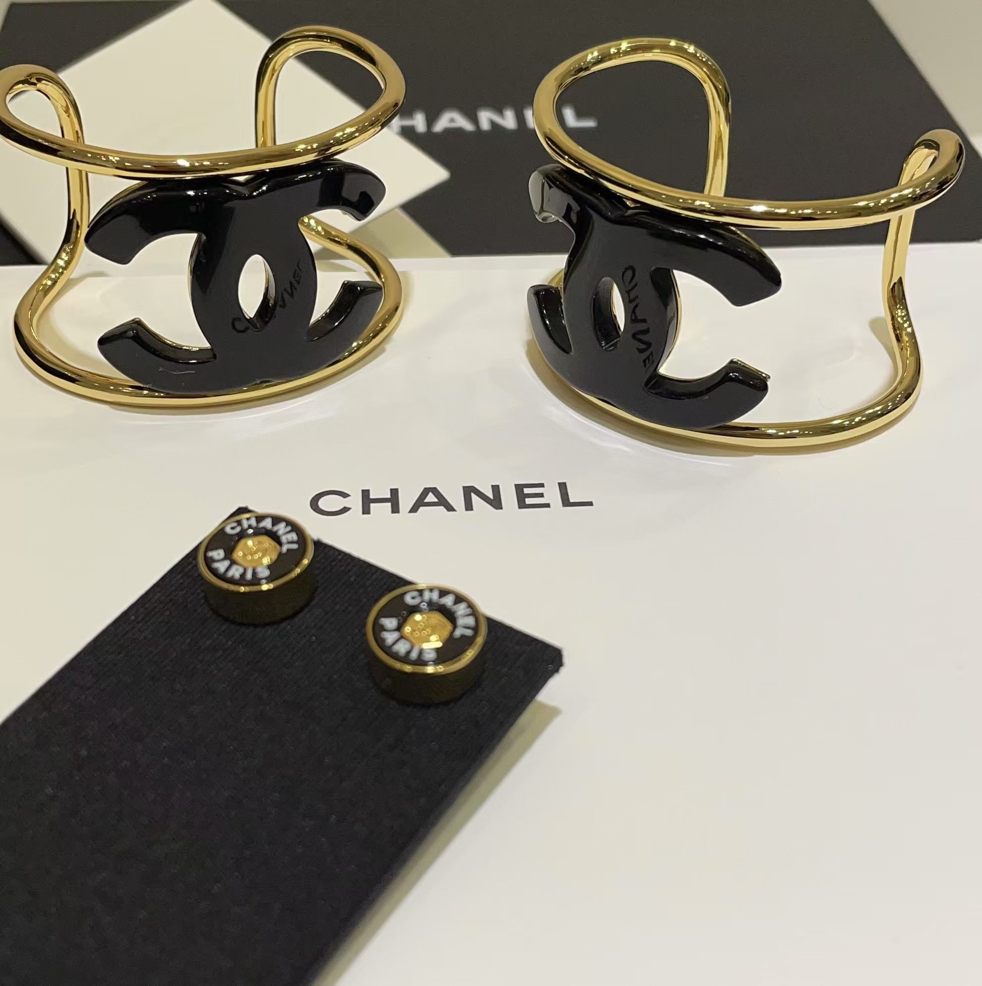 Chanel Open Cuff Funky Exaggerated Geometric Bangle Bracelet - Best Replica Jewelry™