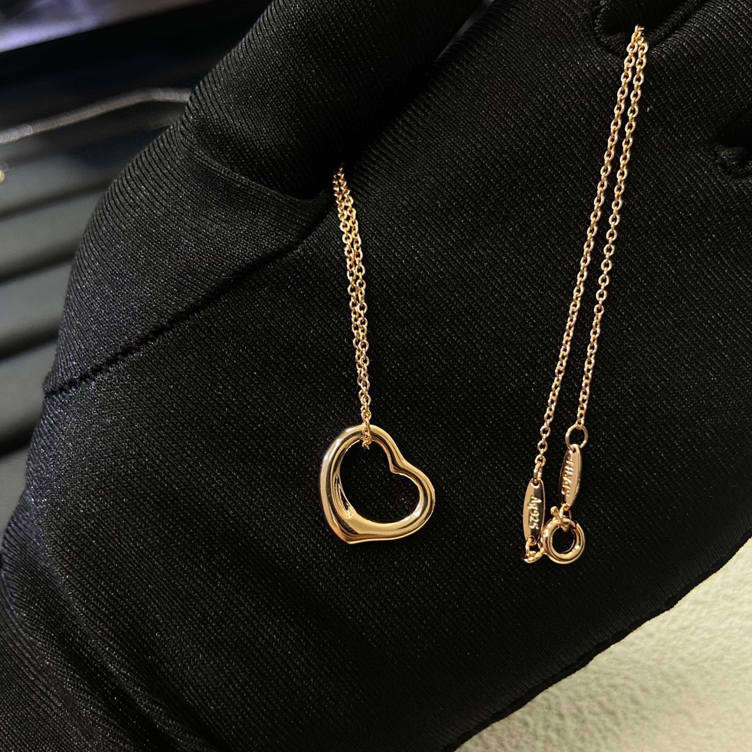 Tiffany Classic Love Heart Pendant Necklace - Best Replica Jewelry™