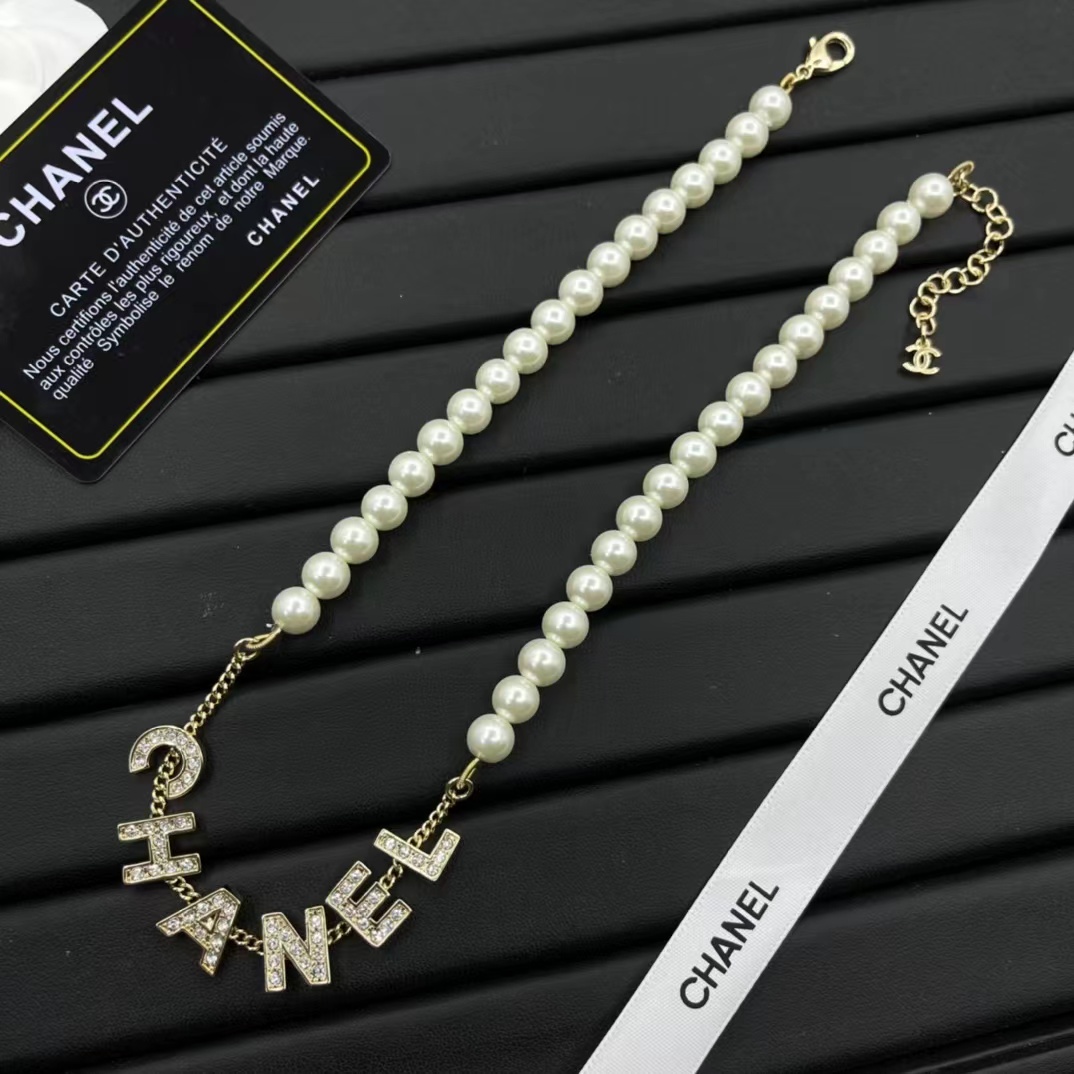 Chanel Letter Pednant Pearl Chain Necklace - Best Replica Jewelry™