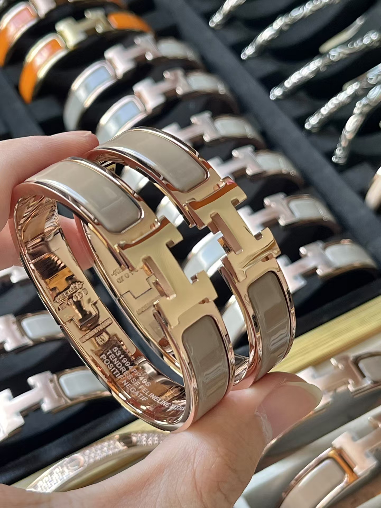 Hermes Wide H Enamel Bracelet Bangle - Best Replica Jewelry™