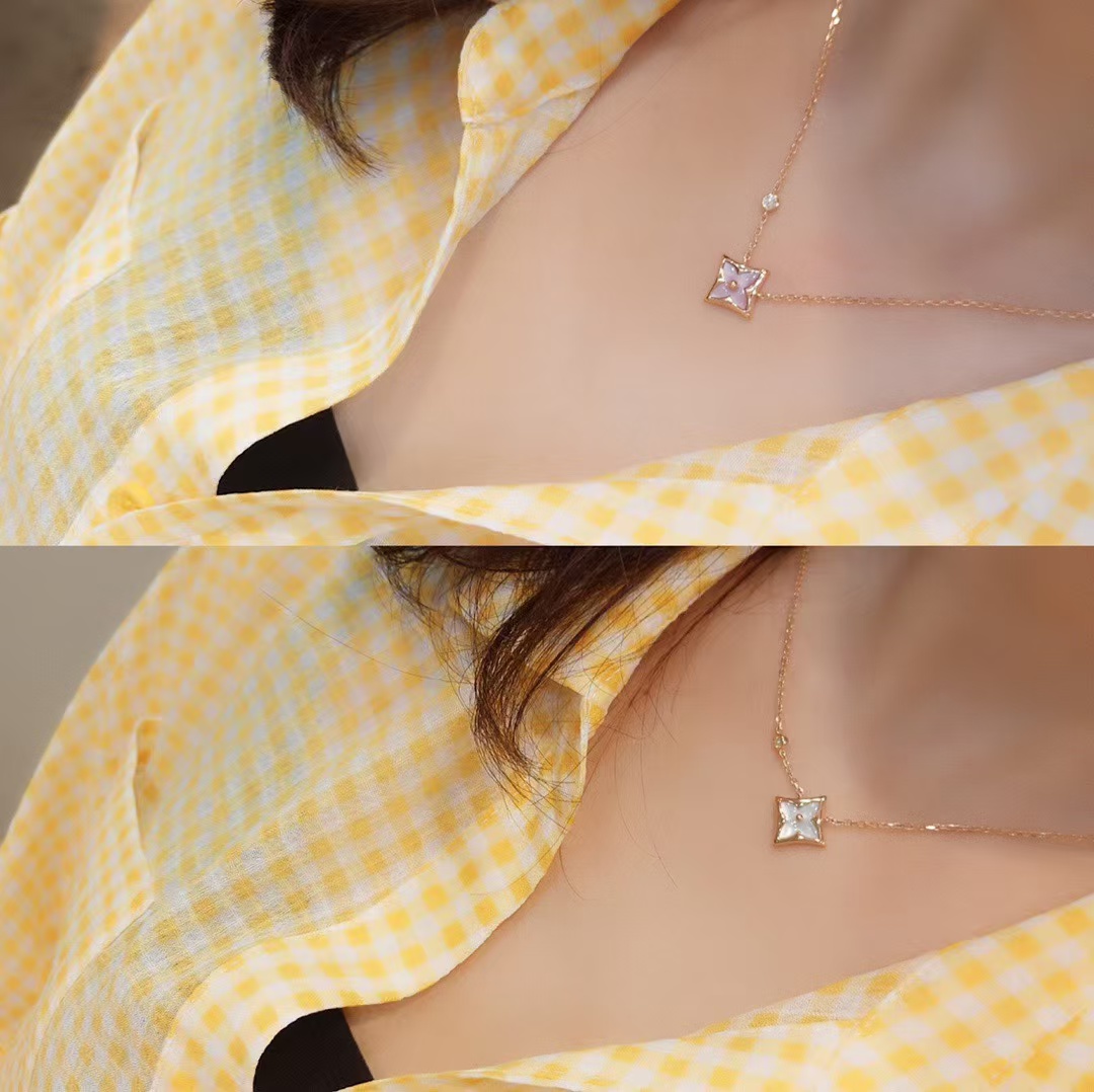 Louis Vuitton Color Blossom BB Star Pendant Necklaces - Best Replica Jewelry™