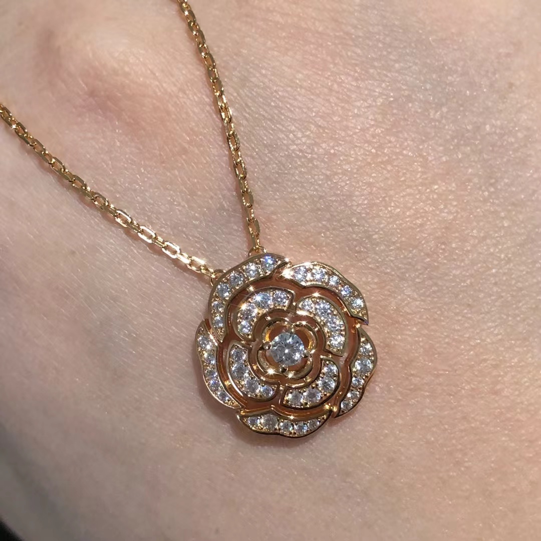 Chanel Diamond Camellia Flower Pendant Necklace - Best Replica Jewelry™