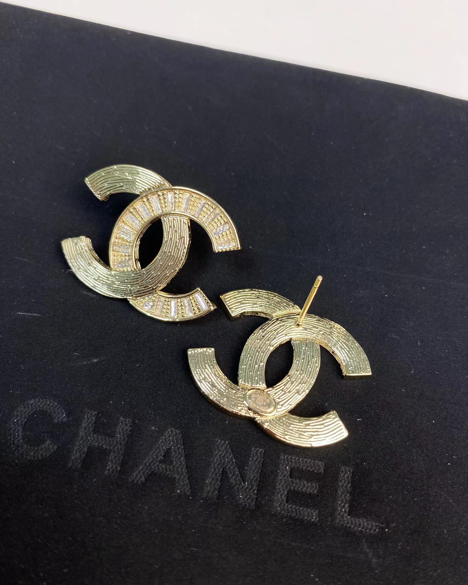 Chanel Big Gold Double C Stud Earrings - Best Replica Jewelry™