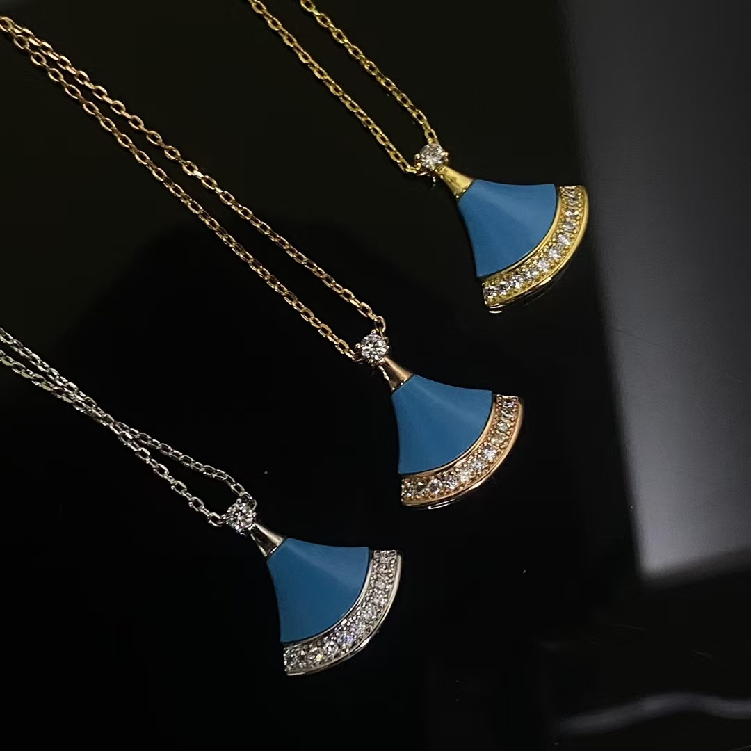Bvlgari Divas' Dream Necklace - Best Replica Jewelry™
