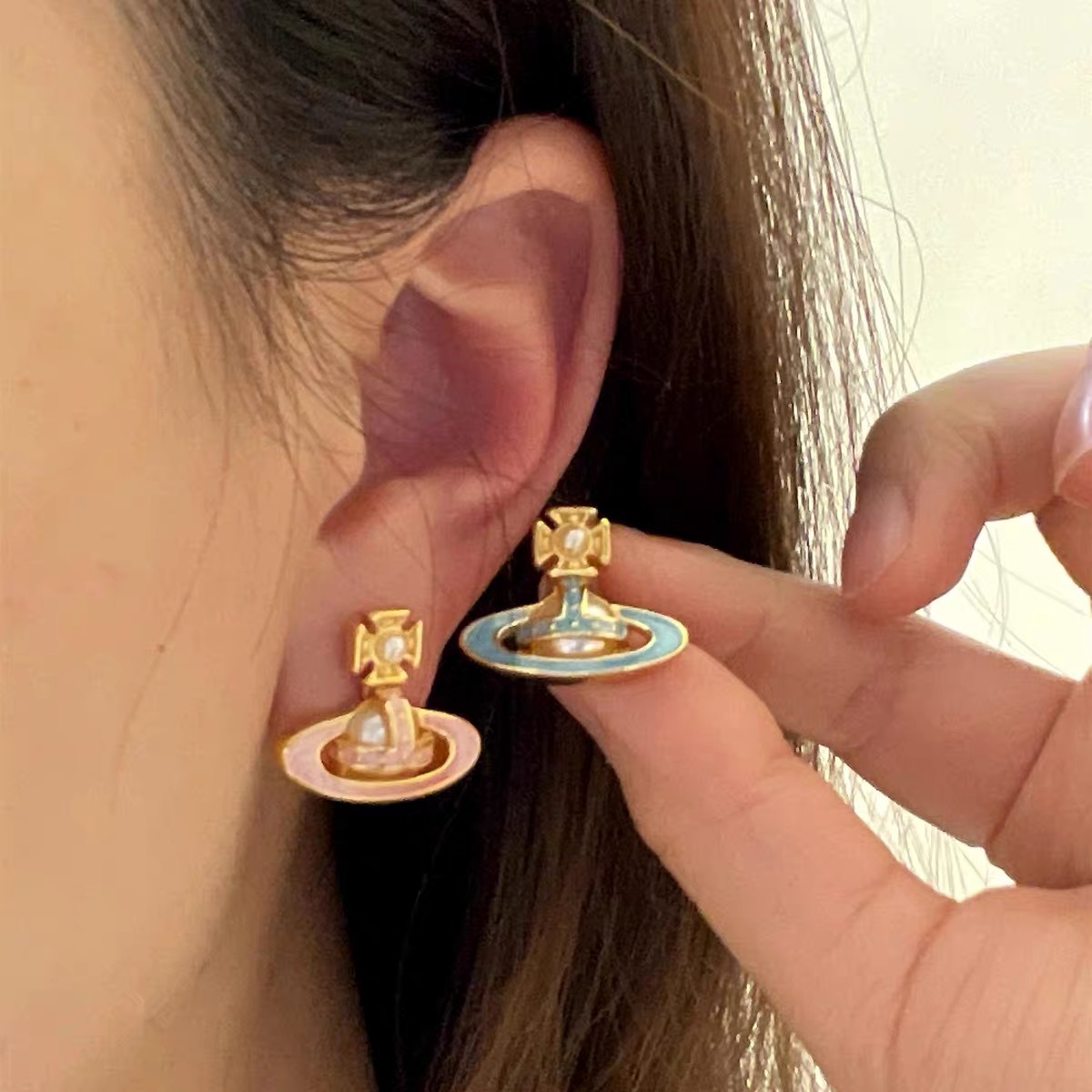 Vivienne Westwood Enamel Candy Color Saturn Earrings - Best Replica Jewelry™