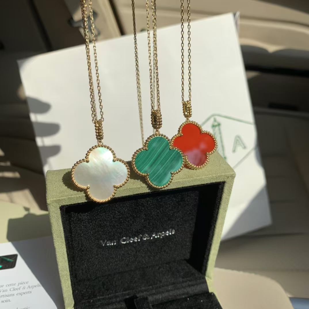 VCA Vintage Alhambra Pendant Large Clover Sweater Necklace - Best Replica Jewelry™