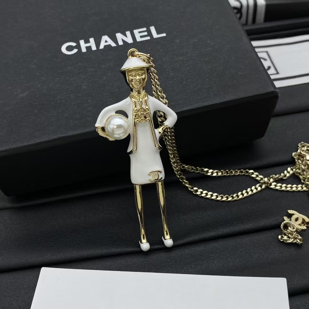 Chanel Coco Mademoiselle Figurine Enamel Gold Tone Necklace - Best Replica Jewelry™