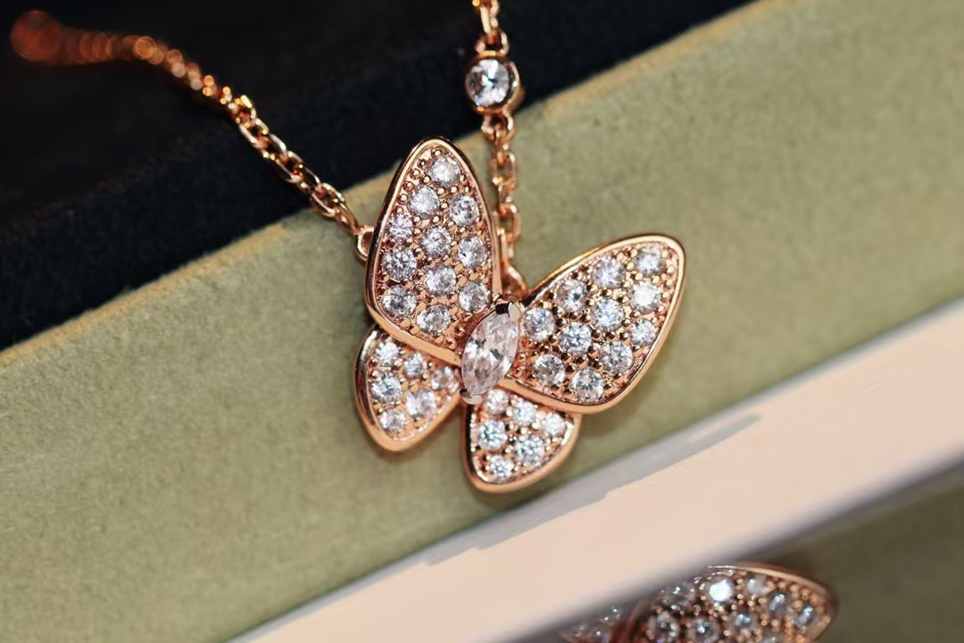 VCA Two Butterfly Pendant Necklace - Best Replica Jewelry™