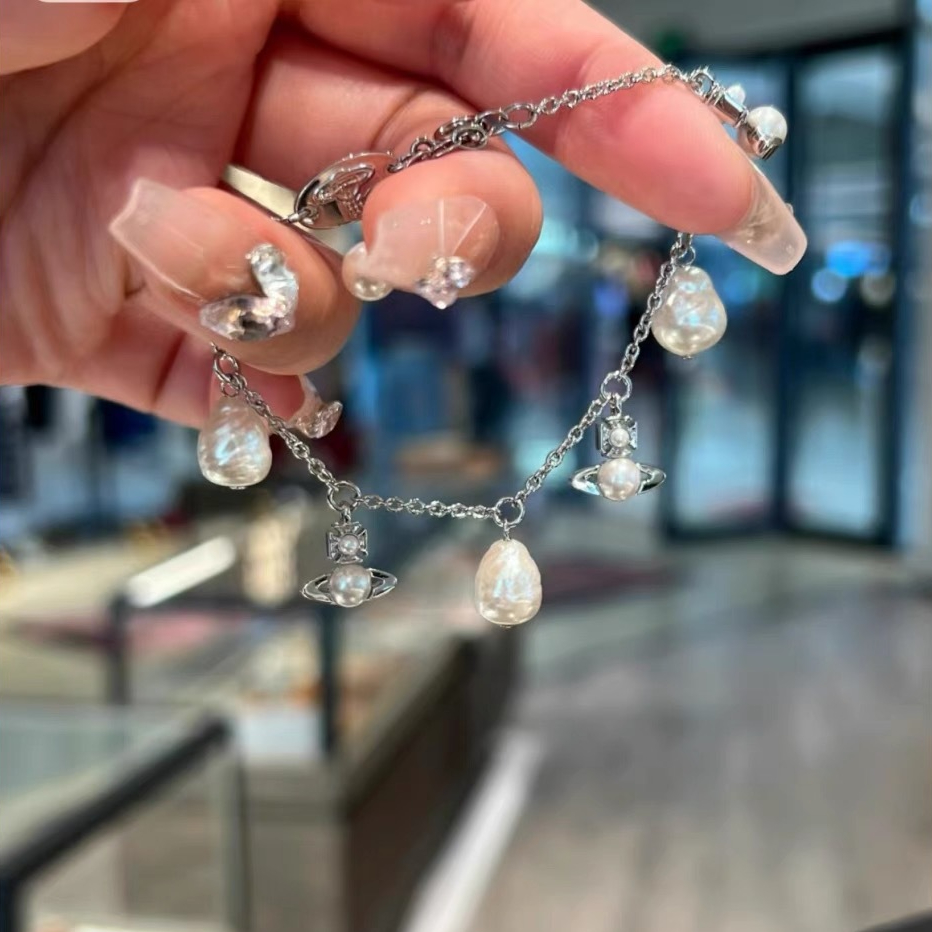 Vivienne Westwood Baroque Pearl Saturn Charms Bracelet - Best Replica Jewelry™