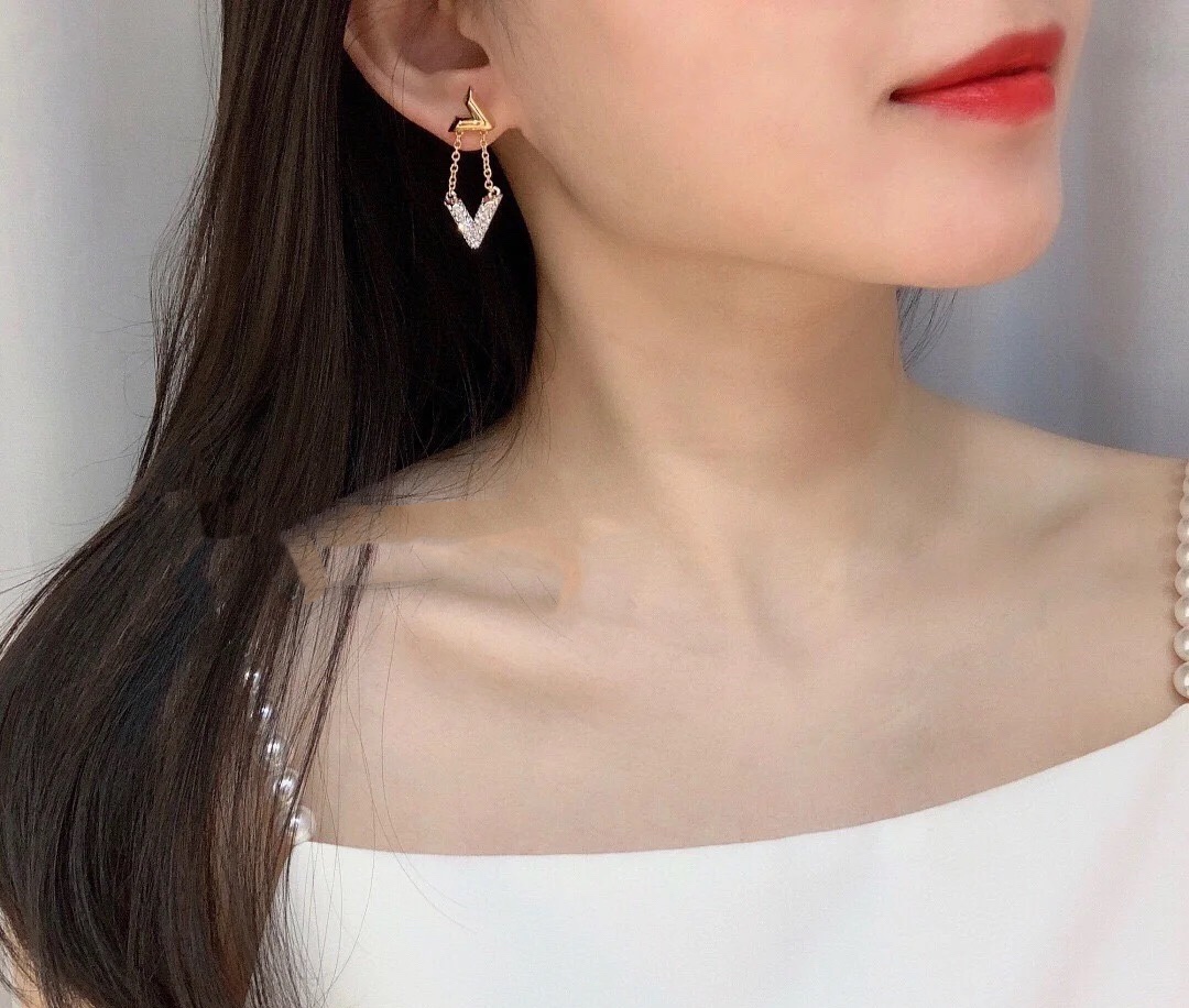 Louis Vuitton Mixed Metal Color Long Dangle Earrings - Best Replica Jewelry™