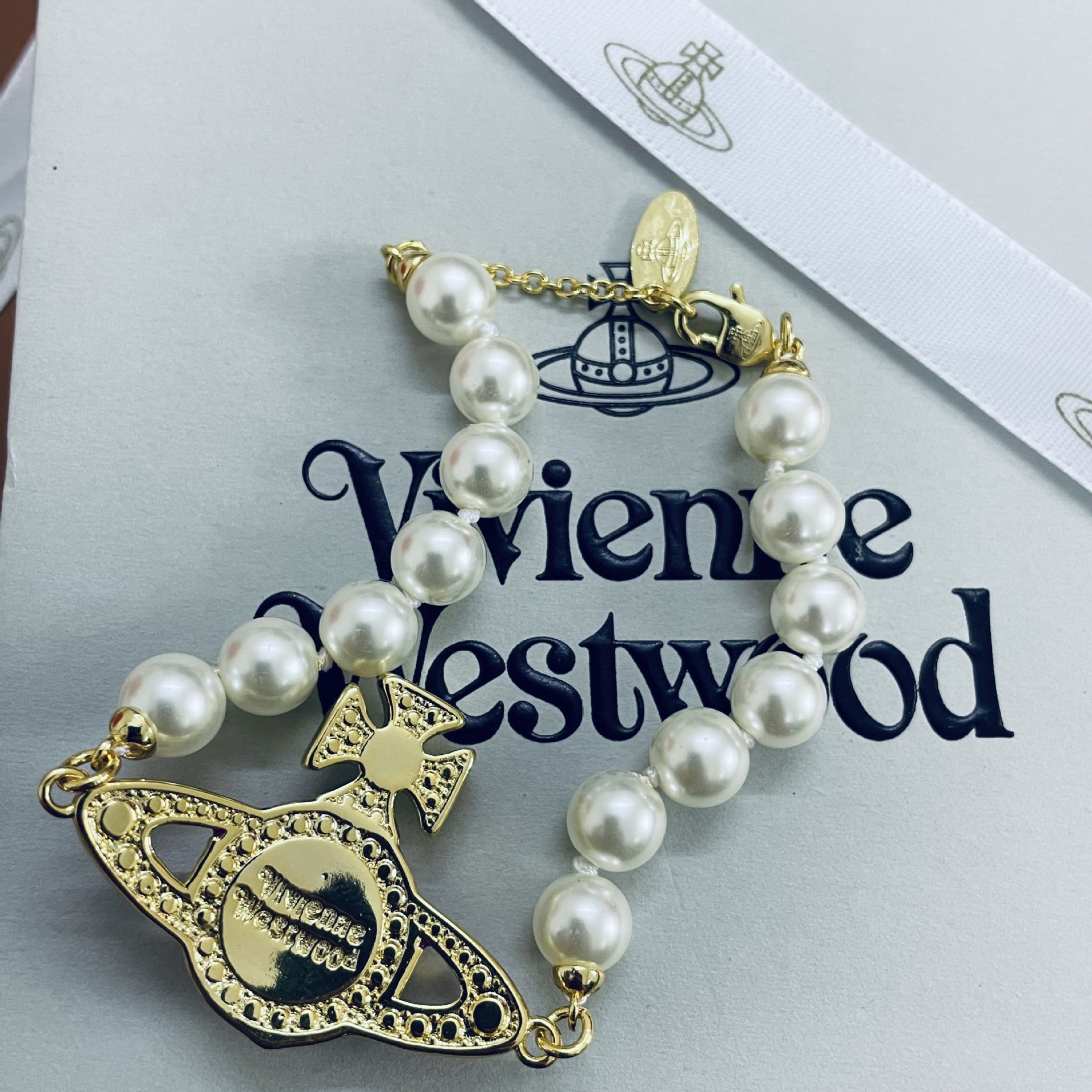 Vivienne Westwood Enamel Diamond Saturn Bracelet - Best Replica Jewelry™