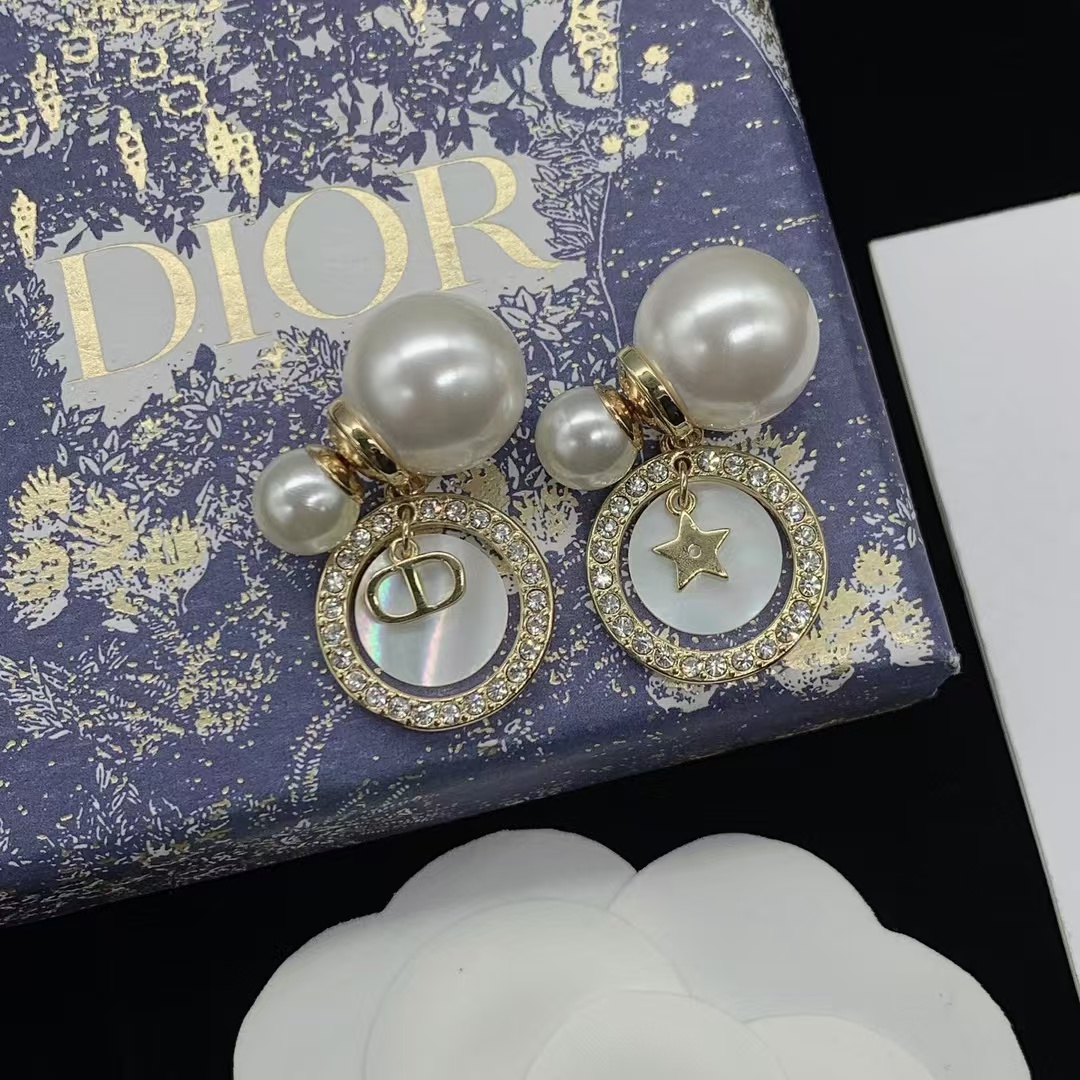 Dior Asymmetric Drop Charms Pearl Earrings - Best Replica Jewelry™